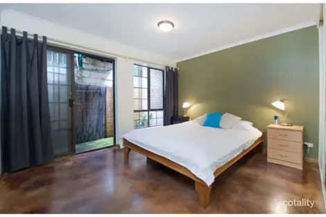 Property photo of 2/12 Woodstock Avenue Taringa QLD 4068