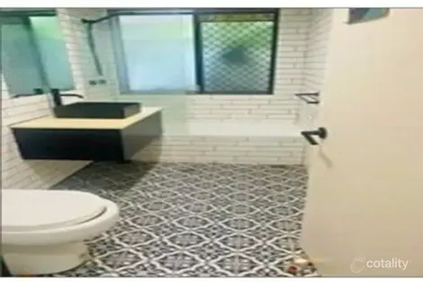 Property photo of 2/12 Woodstock Avenue Taringa QLD 4068