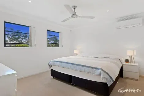 Property photo of 16 Royal Links Drive Robina QLD 4226