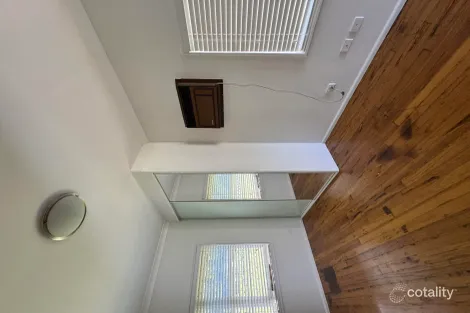 62 Farnsworth Ave, Campbelltown, NSW 2560