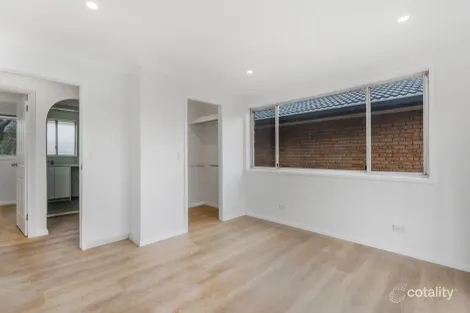 Property photo of 18 Kittyhawk Crescent Raby NSW 2566