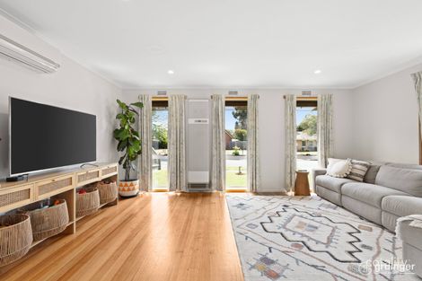 Property photo of 26 Thomas Crescent Cranbourne VIC 3977