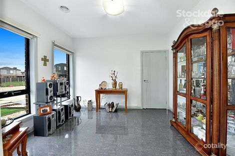 Property photo of 3 Cavell Drive Craigieburn VIC 3064