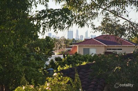 Property photo of 4 Allard Place Leeming WA 6149