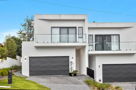 2a Lexburn Ave, West Wollongong, NSW 2500