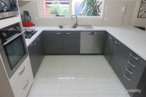 Property photo of 18 Babinda Court Rowville VIC 3178