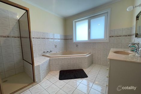 Property photo of 70 Dillon Court Diggers Rest VIC 3427