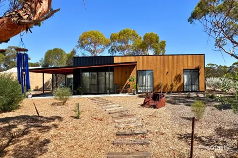 25 Rolinson Dr, Kalannie, WA 6468