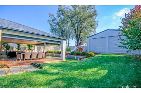 Property photo of 7 Henschke Avenue Thurgoona NSW 2640