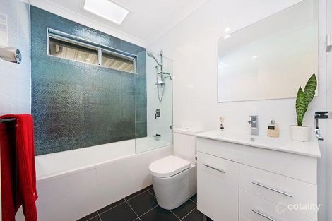 Property photo of 18 Tobruk Avenue Engadine NSW 2233