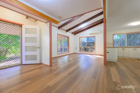 Property photo of 33 Allunga Drive Glen Eden QLD 4680