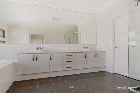 Property photo of 34 Bendalong Boulevard Secret Harbour WA 6173