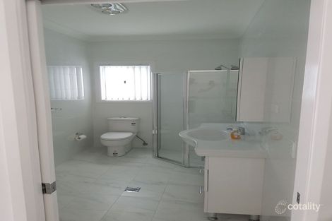 Property photo of 37 Beaumont Avenue Wyoming NSW 2250