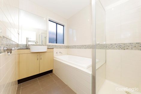 Property photo of 6 Chestnut Chase Pakenham VIC 3810