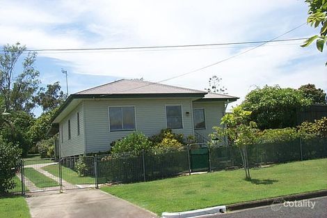 1 Station Rd, Riverview, QLD 4303