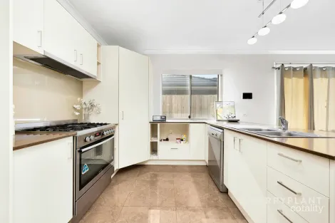 Property photo of 20 Amarath Circuit Epping VIC 3076