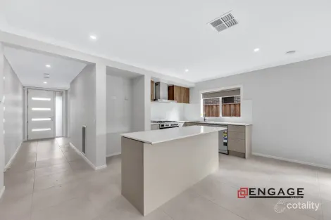 Property photo of 12 Ebb Drive Tarneit VIC 3029