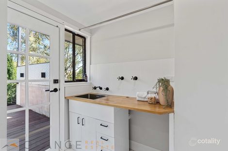 Property photo of 8 Syringa Place Orange NSW 2800