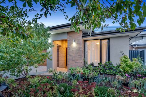 Property photo of 3 Luster Circuit Greenvale VIC 3059