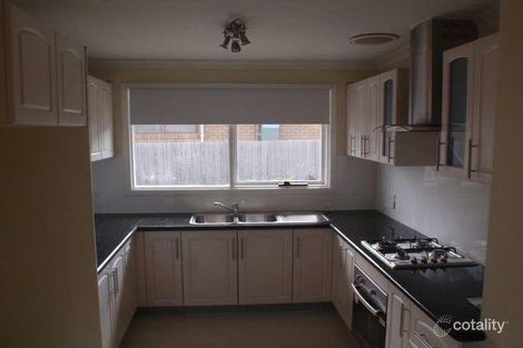 Property photo of 40 Cowper Avenue St Albans VIC 3021