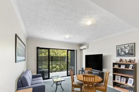 Property photo of 5/33 Humpybong Esplanade Redcliffe QLD 4020