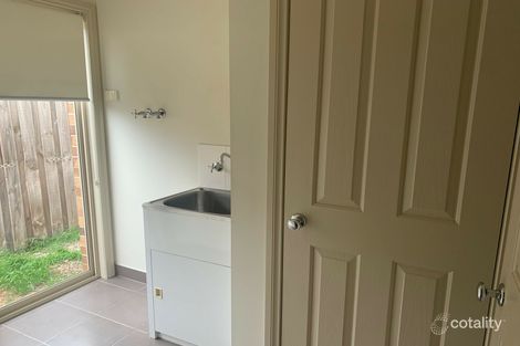 13 Split Rock Dr, Brookfield, VIC 3338