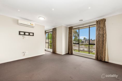 Property photo of 154 Webster Way Pakenham VIC 3810