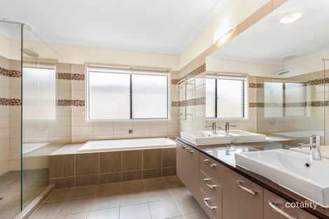 Property photo of 154 Webster Way Pakenham VIC 3810