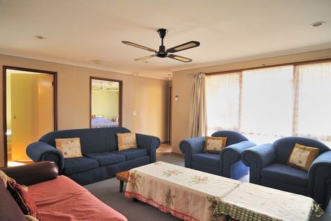 Property photo of 10 Glenn Close Cranbourne West VIC 3977