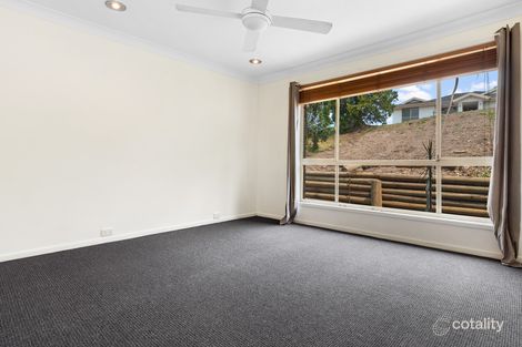 Property photo of 7 Leeward Close Woodrising NSW 2284