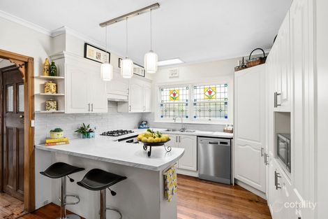 Property photo of 30 Fenacre Street Strathmore VIC 3041