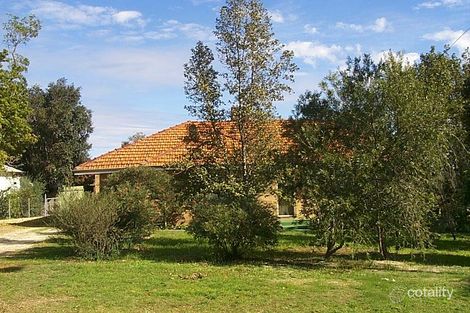 1 Burton Pl, Greenmount, WA 6056