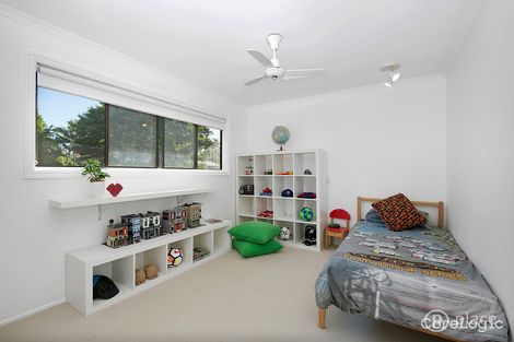 Property photo of 5 Halmore Place Chapel Hill QLD 4069