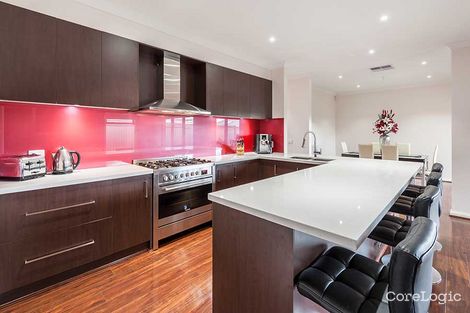 Property photo of 64 Brentwick Drive Craigieburn VIC 3064