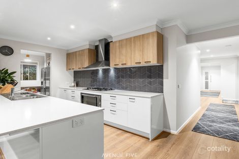 Property photo of 15 Solstice Street Mount Duneed VIC 3217