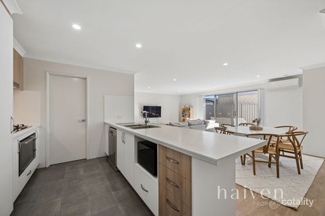 Property photo of 22 Plunkett Turn Canning Vale WA 6155