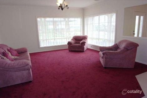 Property photo of 22 Walker Drive Drouin VIC 3818