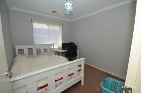 Property photo of 14 Joyfields Place Wollert VIC 3750