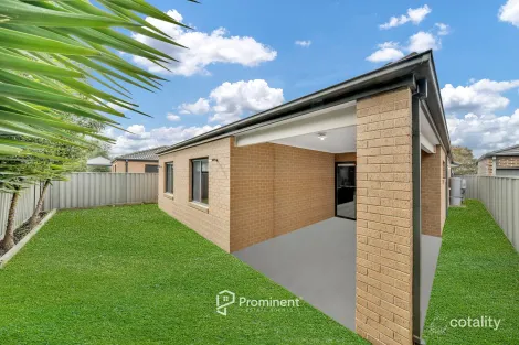 Property photo of 68 McEwan Drive Cranbourne East VIC 3977
