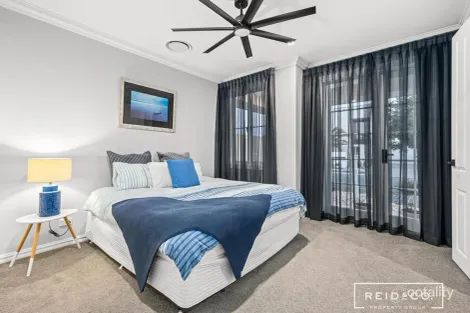 Property photo of 140 Quay Circuit Newport QLD 4020