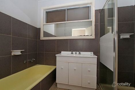 Property photo of 64 Banbury Road Reservoir VIC 3073