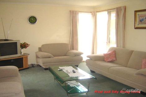 Property photo of 24 Hawking Avenue Hampton Park VIC 3976