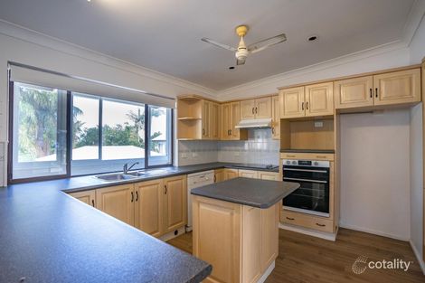 Property photo of 12 Chippindall Street Speers Point NSW 2284