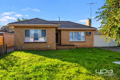 1/24 Henry St, Melton, VIC 3337