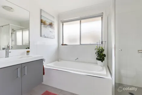 Property photo of 71 Brougham Street Emu Plains NSW 2750