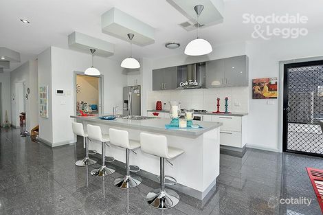 Property photo of 3 Cavell Drive Craigieburn VIC 3064