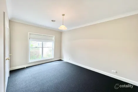 Property photo of 1 Brooklands Drive Orange NSW 2800