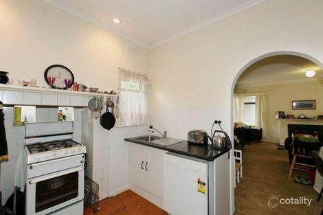 Property photo of 5 Shawlands Avenue Blackburn South VIC 3130