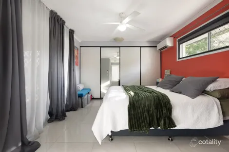 Property photo of 6 Blaxland Place Narangba QLD 4504