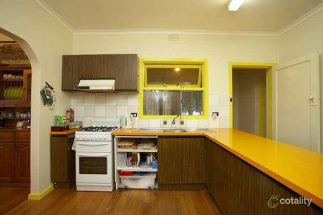 Property photo of 113 North Road Reservoir VIC 3073
